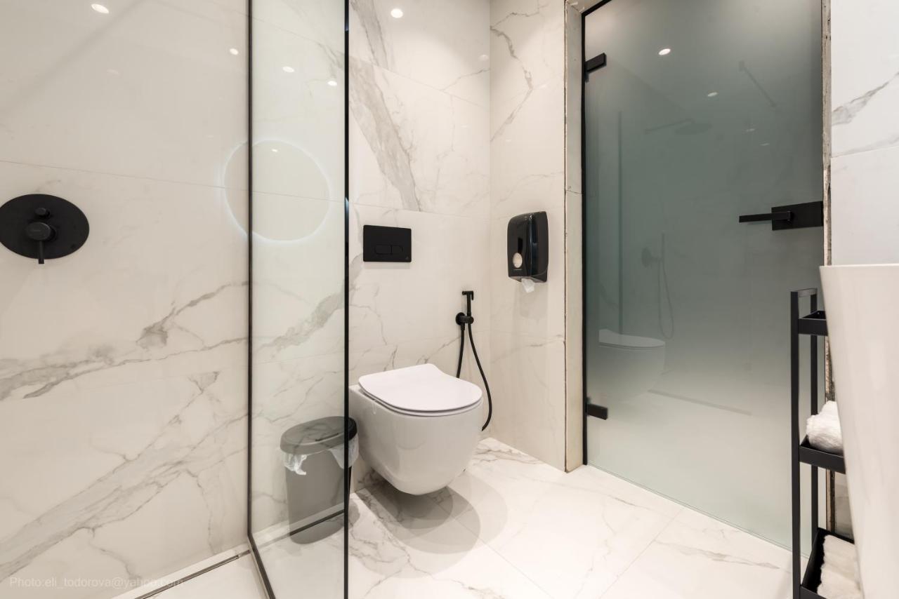 Lotus Luxury Rooms Varna Buitenkant foto